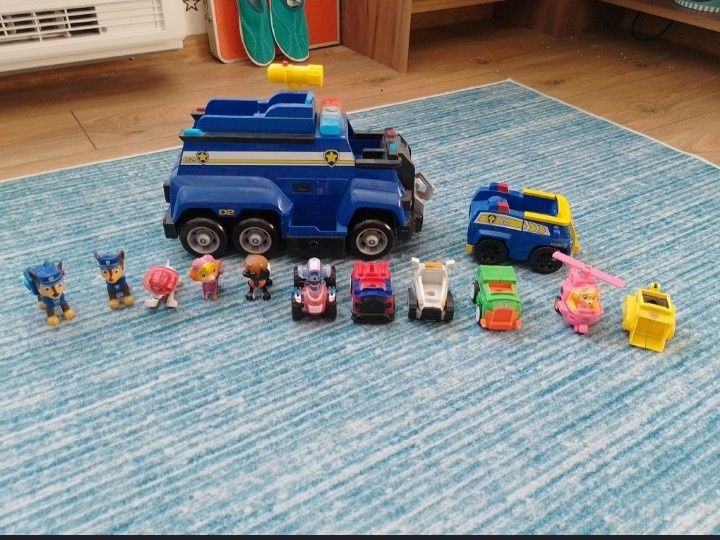 Лот детски играчки