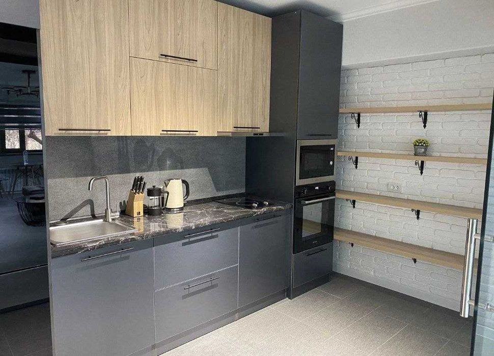 Маским Горький 2 комнат метро БИЙ буз базар Сайрам ФОТО РЕАЛЬНЫЕ