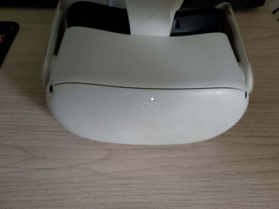 Продам срочно oculus quest 2, без торга, vr
