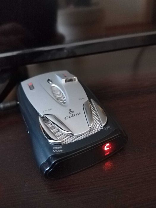 Detector radar Cobra XRS-9400 Laser 11 Band Functional