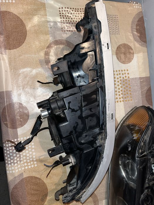 Фейслифт фарове за bmw e39 за части