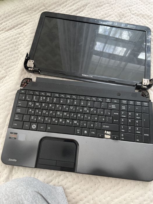 Продам ноутбук не рабочий