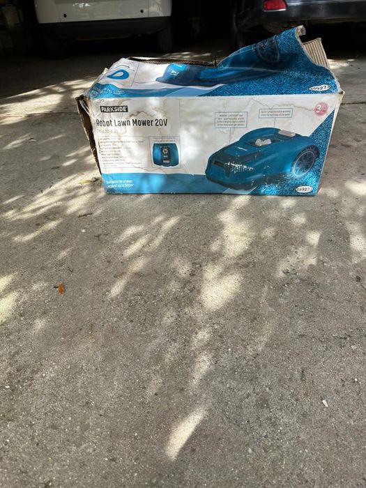 Robot de tuns iarba