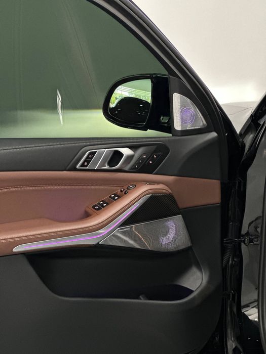 Bugun sotuvimizda BMW X5 M60