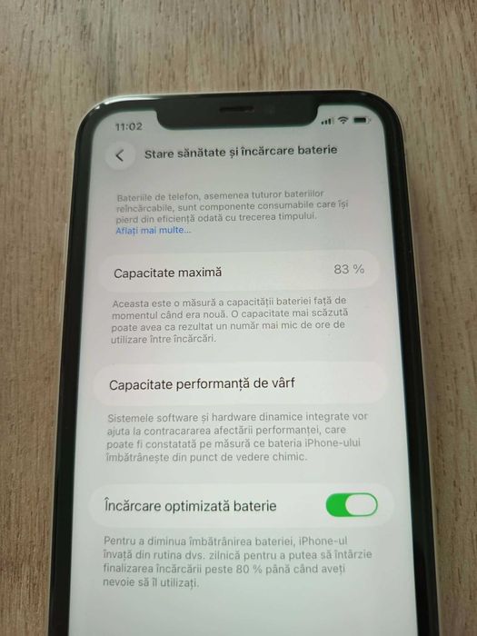iPhone 11 alb, 128 Gb, impecabil