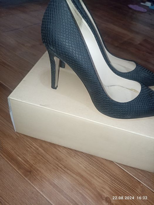 Продам туфли, одевались несколько раз