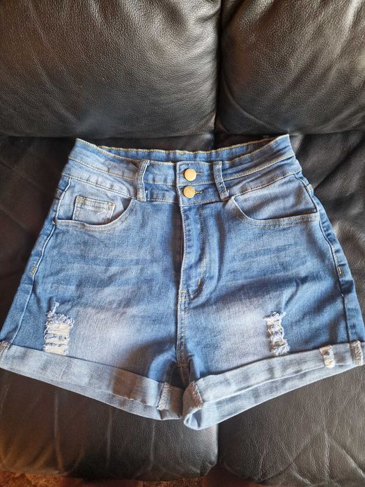 Къси дънкови панталонки