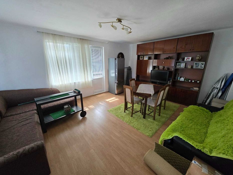 Продава се Етаж от къща в с. Ловец, Област Търговище - 94 кв.м за 299 €/кв.м - Снимка #1