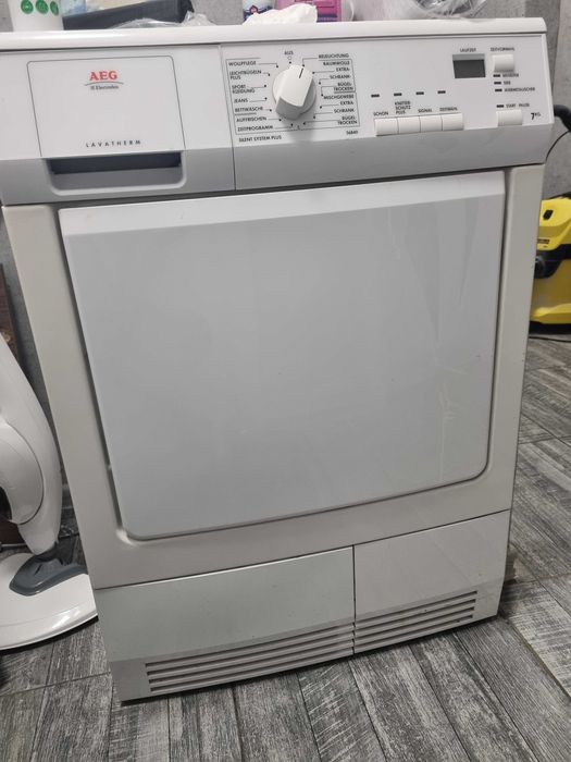 Сушилня AEG Electrolux Lavatherm 56840