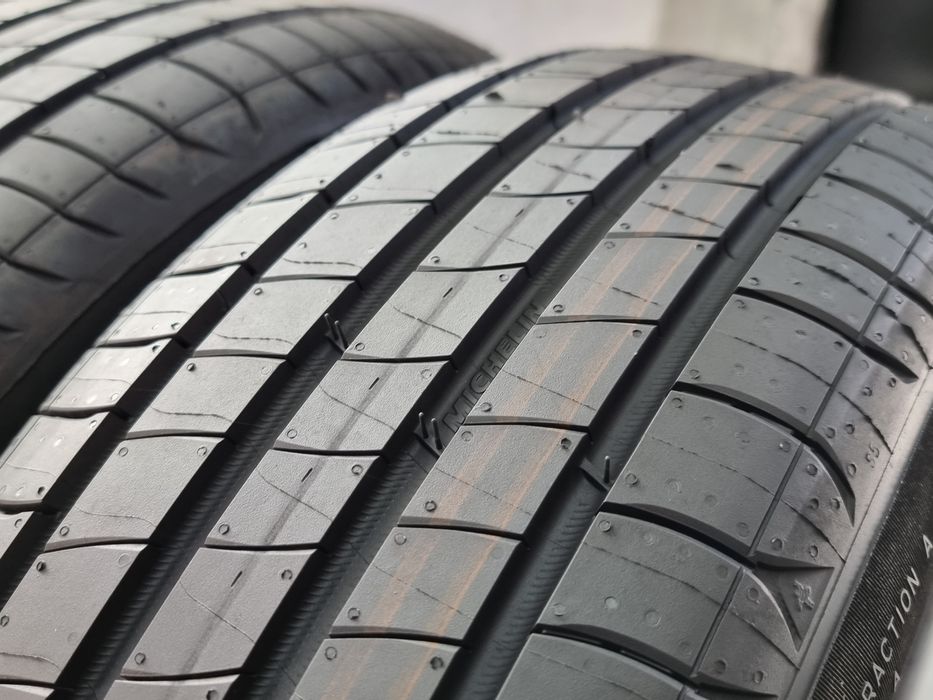 НОВИ 185/65/15 Michelin 4Броя: 240€