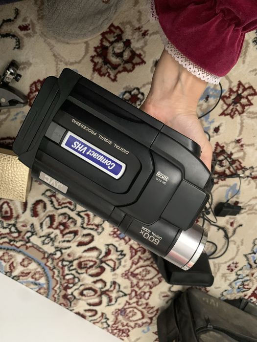 Видеокамера. Б/у