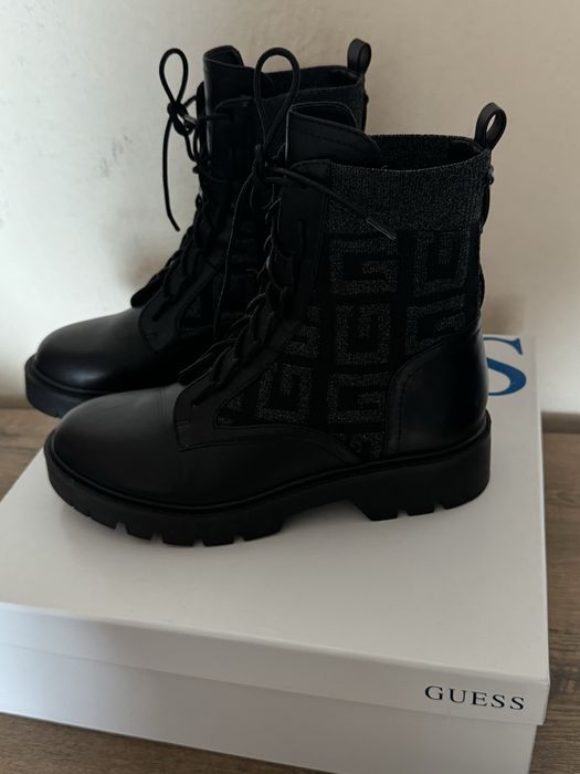 Дамски боти Guess