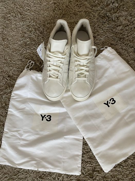 Vand adidasi Y-3 hicho