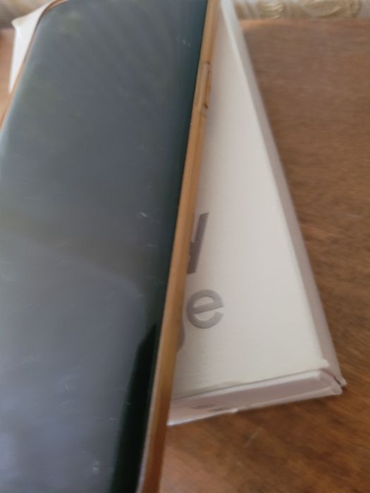 Продам  телефон SAMSUNG  S8 Galaxy edqe