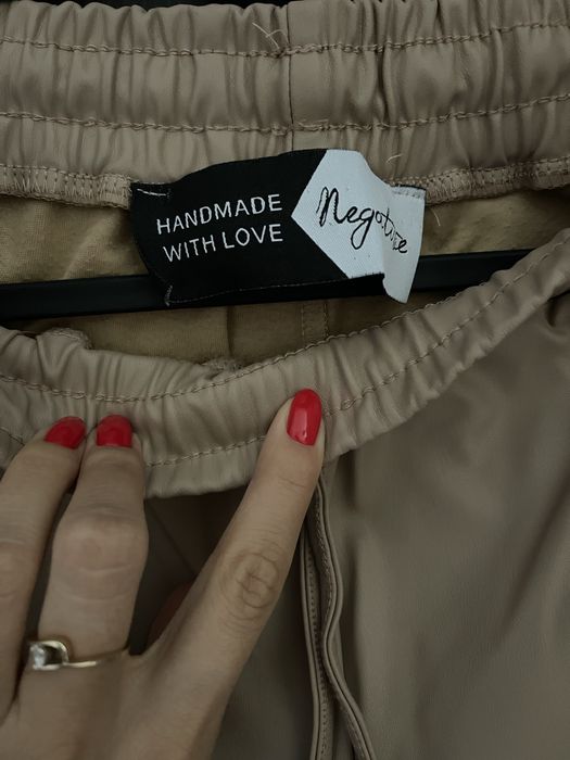 Кожен панталон Pause Negative