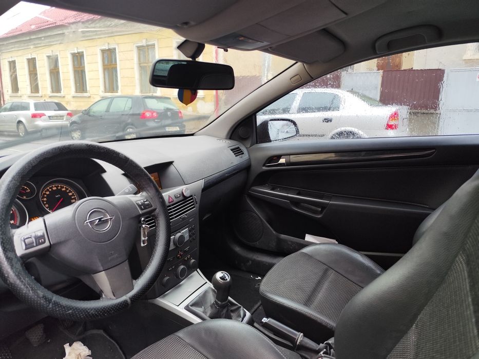 Opel Astra gtc 2005 1.9 diesel