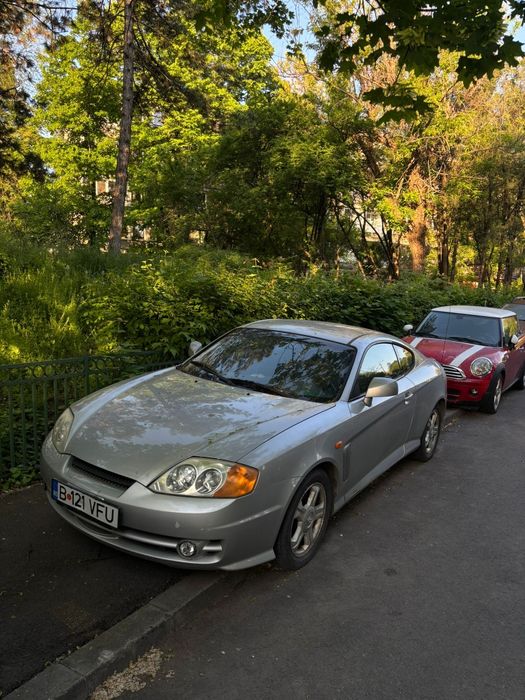 HYUNDAI Coupe