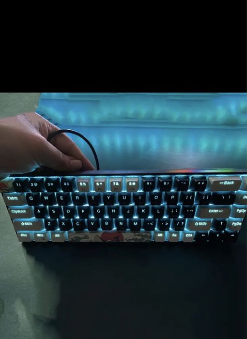 Механична гейминг клавиатура