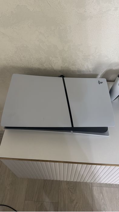 Sony PlayStation Slim Digital Edition 5 1TB