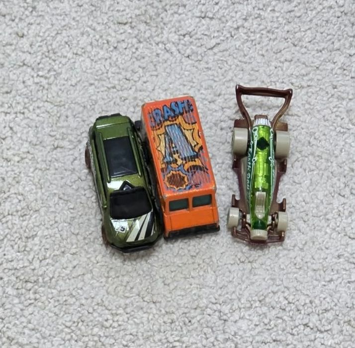 Машинки hot wheels