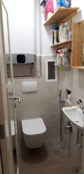 Продава се Тристаен апартамент в Пловдив, Христо Смирненски - 80 кв.м за 2613 €/кв.м - Снимка #2