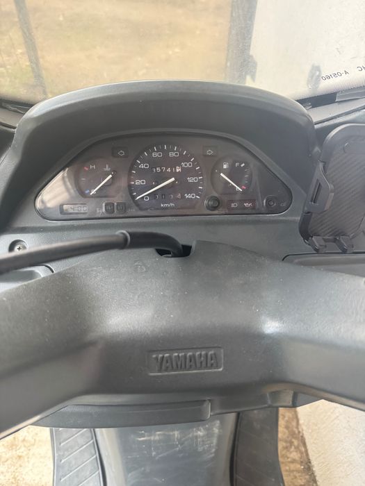 Vând motocicletă Yamaha majestic cu acte la zi