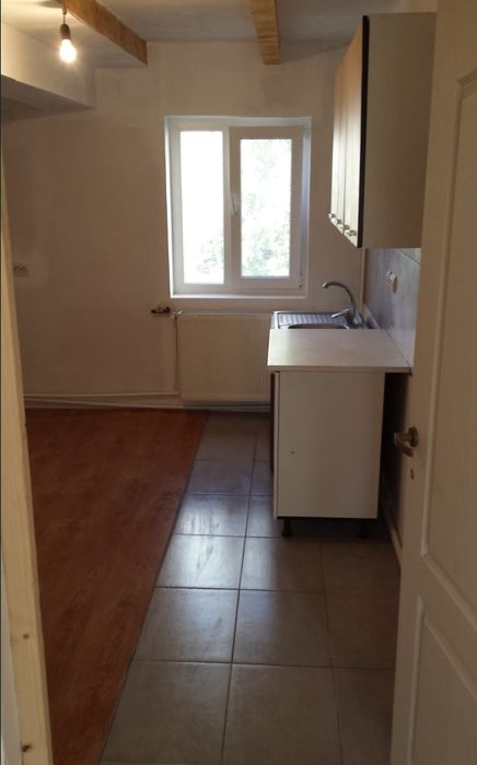 Închiriez apartament cu 3 camere Ulrati , Ultracentral, Clădire Noua!!