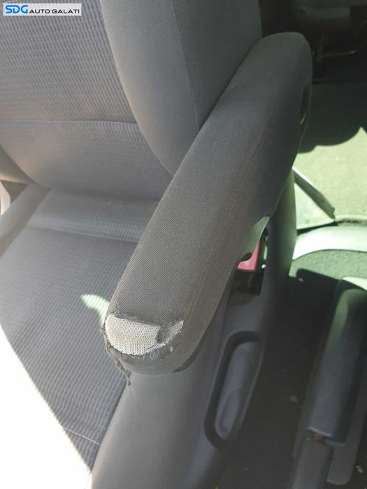 Scaun Dreapta Fata Pasager cu Cotiera Volkswagen Sharan 1996 - 2010 [C0426]
