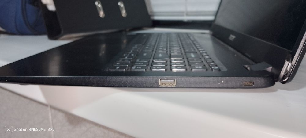 Acer noutbook sotiladi holati zoʻr