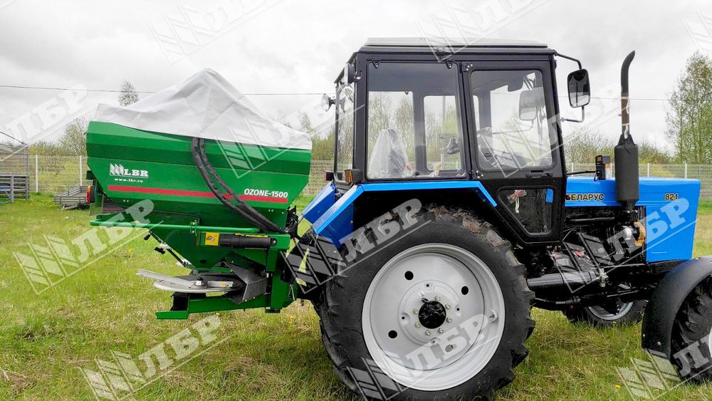 Разбрасыватель удобрений 1500 л, Турция