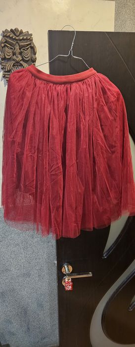 Пола,пачка,цвят тъмно червено,бордо