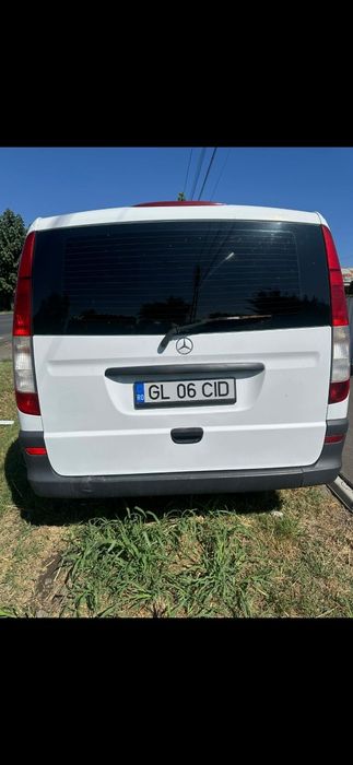 Mercedes Vito ...