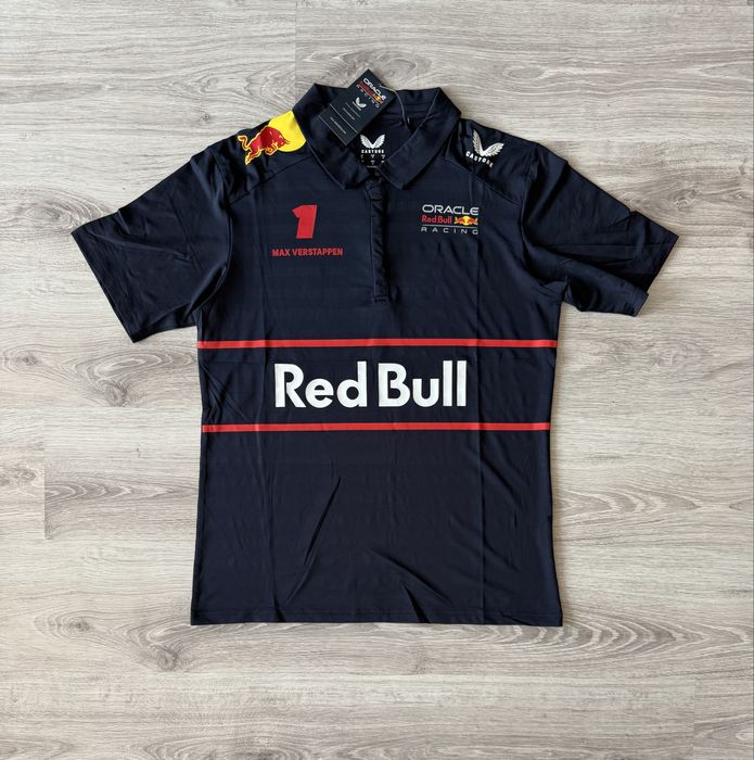Red Bull Racing / Honda / Formula 1 / Ferrari / Mercedes AMG