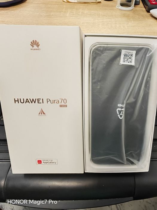 Продавам HUAWEI Pura 70 – 12/256 GB-бял