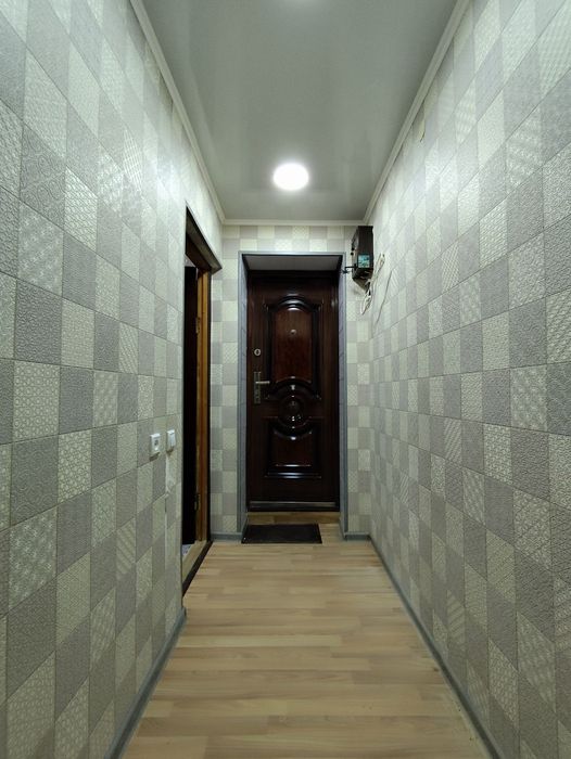 Продаётся 2 х комнатная квартира на Радуге