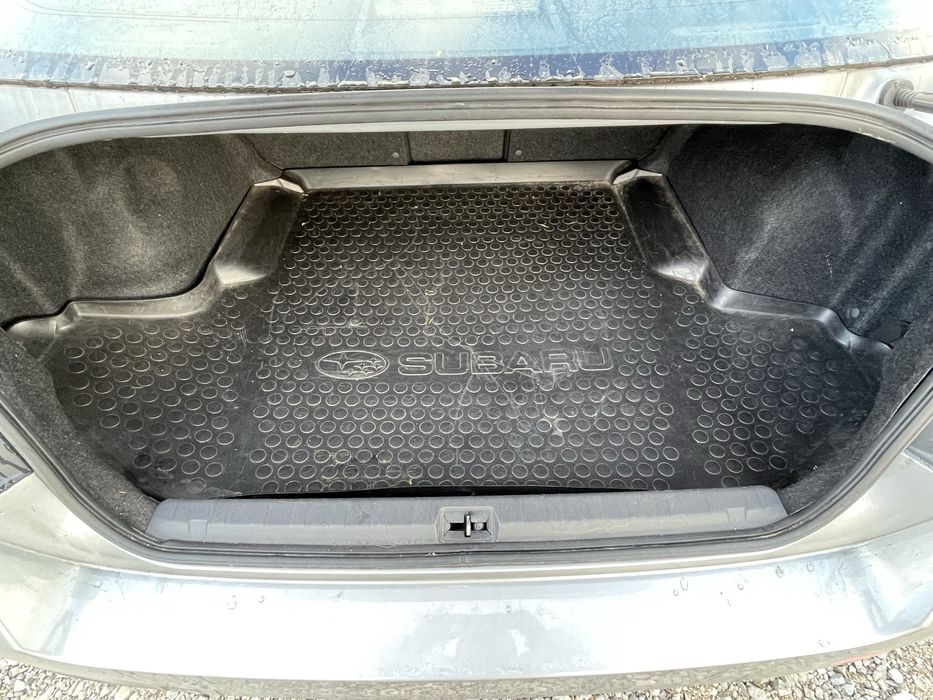 Subaru Legacy 2012 V 2.5i На части