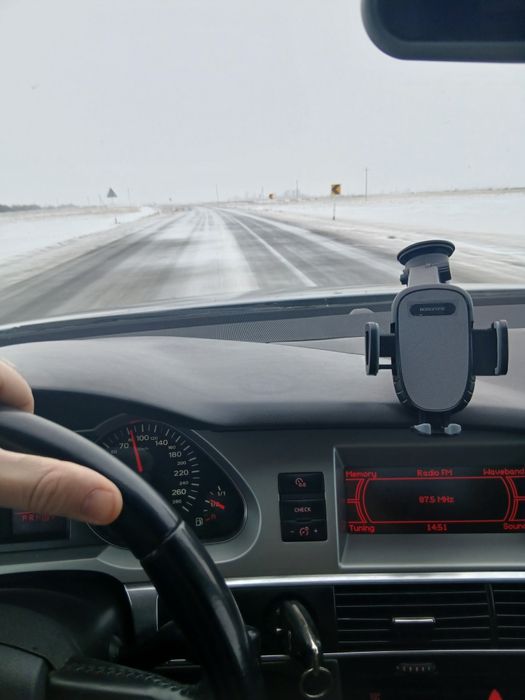 Обменяю AUDI A6 C6. Предлагайте варианты