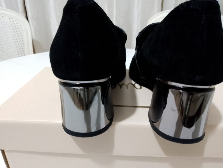 Дамски обувки от естествена кожа номер 37