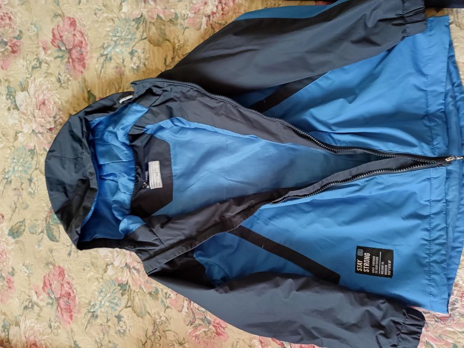 Продам пуховик для мальчика