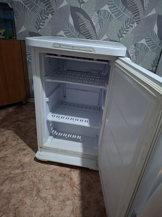 Продам морозильник бирюса