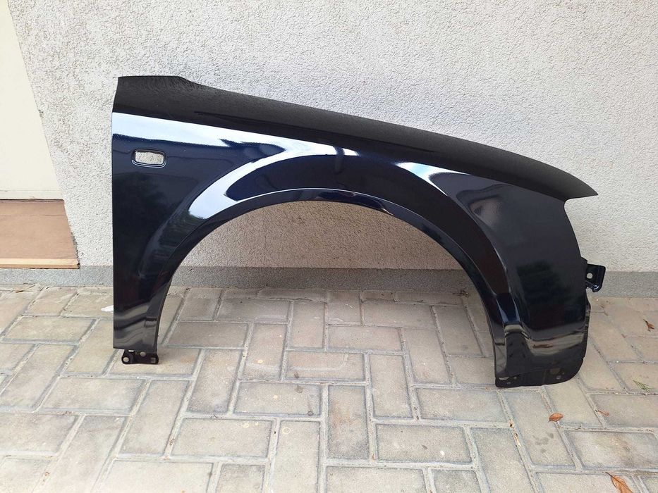 Aripa Fata Dreapta Audi A4 B6 An 2000-2004 Vopsita Albastru