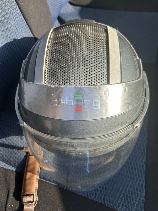 Каски за мотопед 2 броя