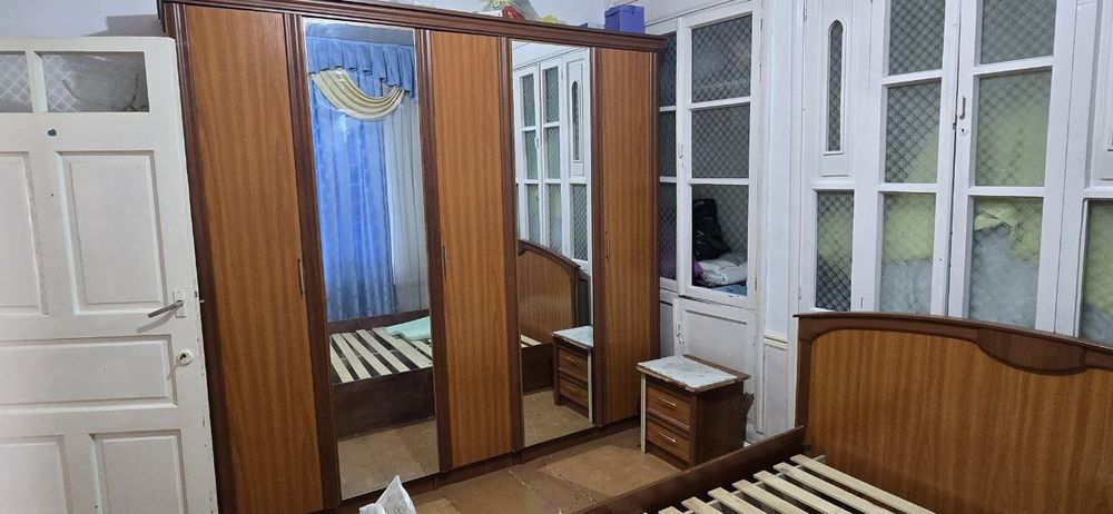 Мебель Кравать шкаф трюмо