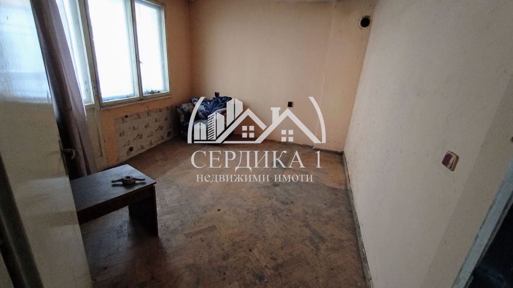 Продава се Къща в Кюстендил, Център - 210 кв.м за 596 €/кв.м - Снимка #5