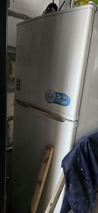 Продам холодильник