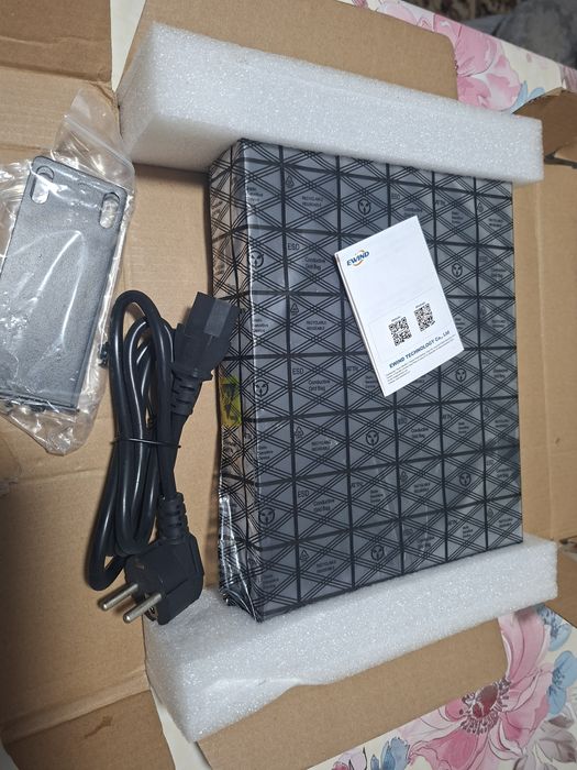 Коммутатор EW-S1516CF