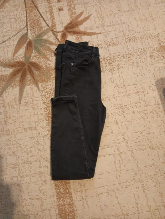 Дънки,черни ZARA