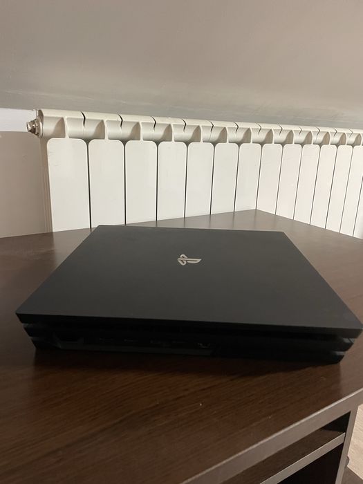 Playstation 4 pro 1 tb