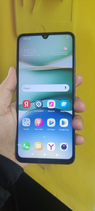 Продам телефон Redmi .