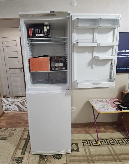 Продам холодильник в рабочем состоянии Б/У